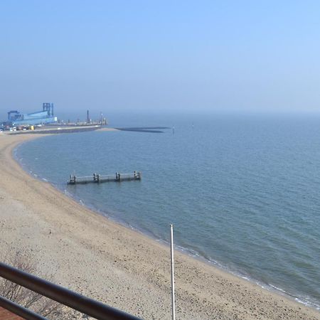 Ferienwohnung Im Strandhotel Wyk auf Föhr エクステリア 写真